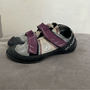Scarpa Reflex Pewter Plumb Rock Climbing Shoes Size  7.5 Men’s - 8.5 Women’s